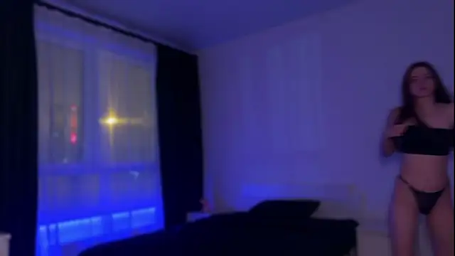 Snapshot of Riasha chatting on 13, 11, 2025 Riasha online show from 13, 11, 2025