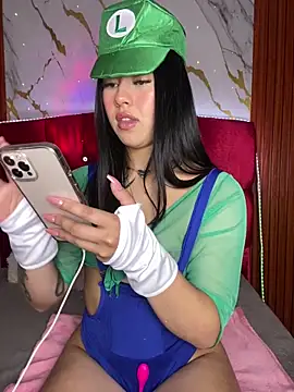 emily 22x online show from 31, 10, 2025