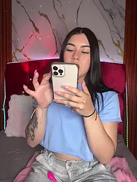 emily 22x online show from 4, 11, 2025