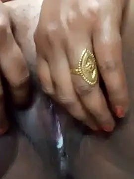 Tameesh sexy mistress online show from 8, 1, 2025