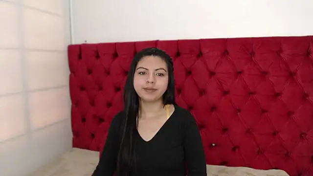 CarolineBrunx online show from 11, 1, 2025
