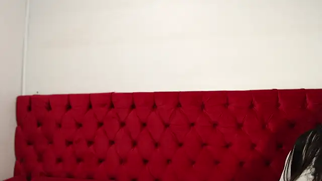 CarolineBrunx online show from 12, 1, 2025