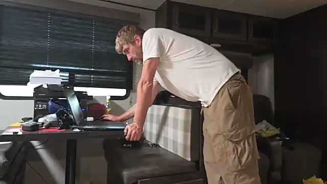 Snapshot of Cobra500hp chatting on 9, 10, 2025 Cobra500hp online show from 9, 10, 2025