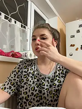 sexyy girl  online show from 14, 12, 2024