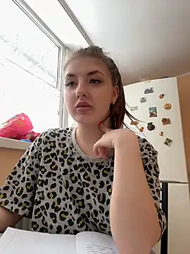 sexyy girl  online show from 16, 12, 2024