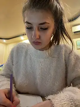 sexyy girl  online show from 20, 12, 2024