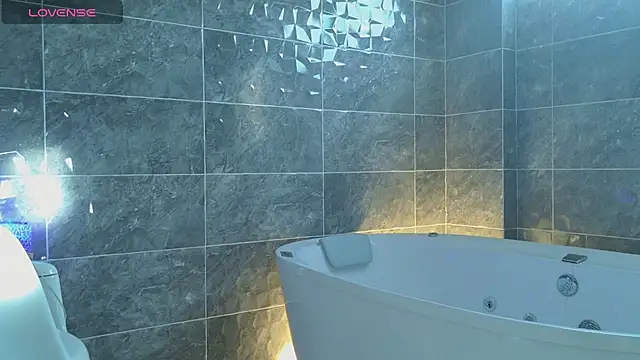 mikoto urab online show from 15, 12, 2025