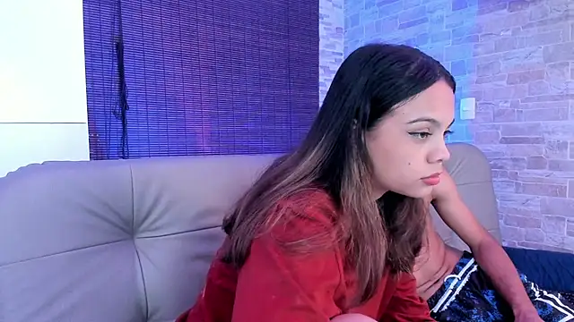 Snapshot of miaa_lux chatting on 7, 3, 2025 miaa lux online show from 7, 3, 2025