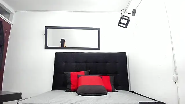 brittany williams  online show from 24, 1, 2025
