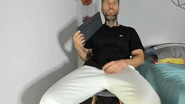 Antoniohot2024 online show from 25, 2, 2025