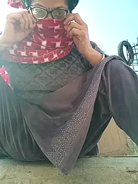 heenage online show from 9, 2, 2026