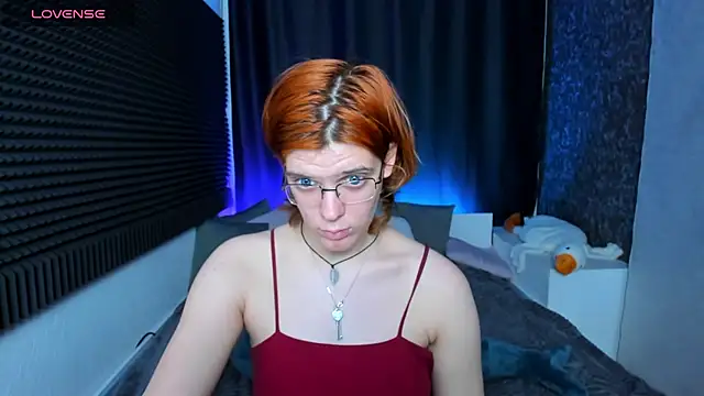 KIKI Krash online show from 3, 12, 2024