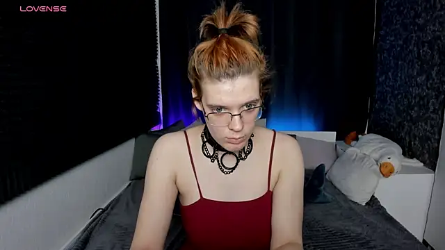 KIKI Krash online show from 6, 12, 2024