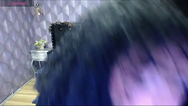 Sofiacowperx online show from 4, 1, 2025