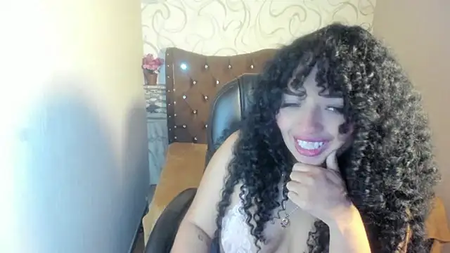 Snapshot of Sofiacowperx chatting on 22, 11, 2025 Sofiacowperx online show from 22, 11, 2025