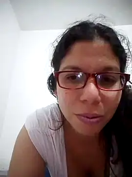 Snapshot of Carliina_Soussa chatting on 28, 1, 2025 Carliina Soussa online show from 28, 1, 2025