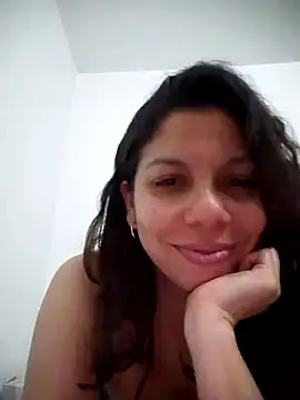 Snapshot of Carliina_Soussa chatting on 1, 2, 2025 Carliina Soussa online show from 1, 2, 2025