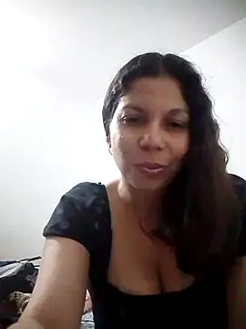 Snapshot of Carliina_Soussa chatting on 10, 2, 2025 Carliina Soussa online show from 10, 2, 2025