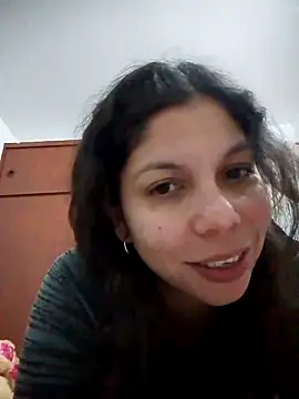 Snapshot of Carliina_Soussa chatting on 8, 3, 2025 Carliina Soussa online show from 8, 3, 2025