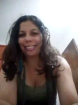Snapshot of Carliina_Soussa chatting on 14, 3, 2025 Carliina Soussa online show from 14, 3, 2025