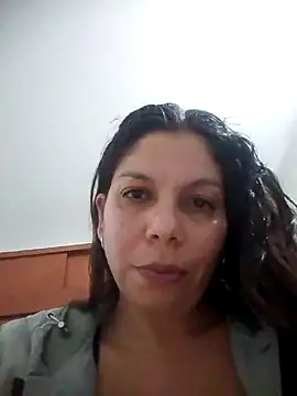 Snapshot of Carliina_Soussa chatting on 21, 3, 2025 Carliina Soussa online show from 21, 3, 2025