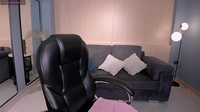 Snapshot of SavannahStorm chatting on 14, 3, 2026 SavannahStorm online show from 14, 3, 2026