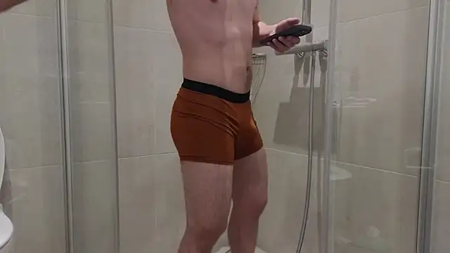 Snapshot of curlyboyy_ chatting on 26, 10, 2025 curlyboyy online show from 26, 10, 2025