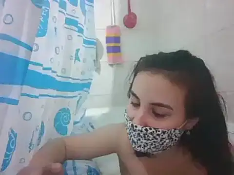 MikaKors online show from 3, 1, 2025