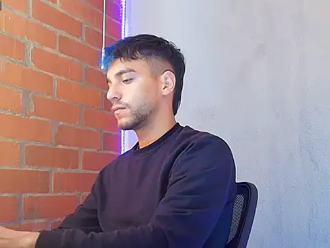 Leandro valenzuela online show from 7, 11, 2025