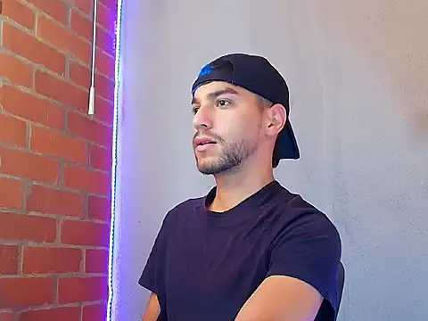 Leandro valenzuela online show from 11, 11, 2025