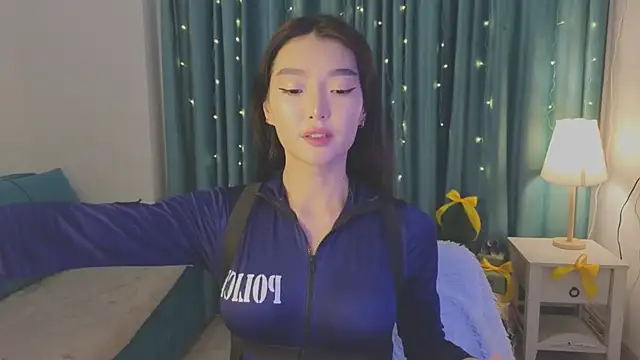 AudreyMell online show from 22, 12, 2024