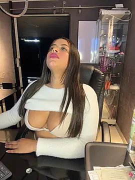 Snapshot of ElaaPerez chatting on 9, 2, 2026 ElaaPerez online show from 9, 2, 2026