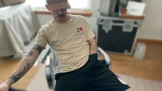 Snapshot of RuffClvb chatting on 20, 3, 2026 RuffClvb online show from 20, 3, 2026