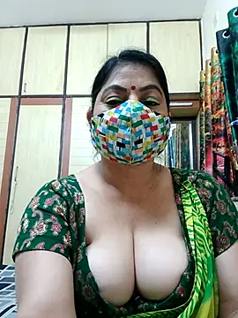 Snapshot of Ratna-777 chatting on 8, 10, 2025 Ratna-777 online show from 8, 10, 2025