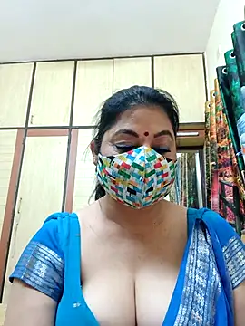 Snapshot of Ratna-777 chatting on 8, 11, 2025 Ratna-777 online show from 8, 11, 2025