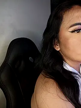 EllieMartini online show from 14, 11, 2025