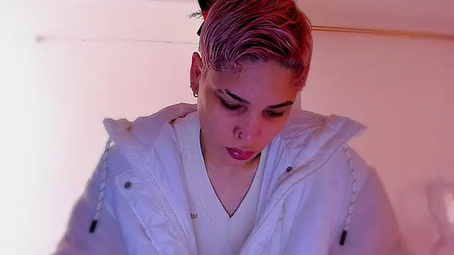 Charlee pink online show from 20, 12, 2025