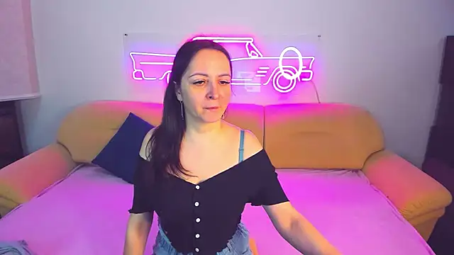 Snapshot of AngellLika chatting on 10, 1, 2025 AngellLika online show from 10, 1, 2025