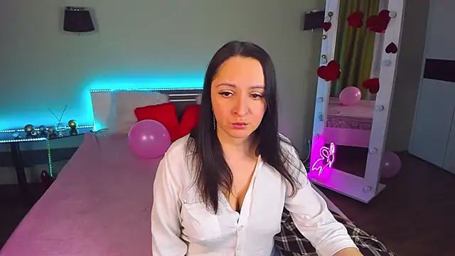 Snapshot of AngellLika chatting on 20, 2, 2025 AngellLika online show from 20, 2, 2025