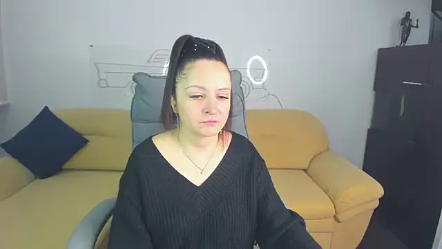 AngellLika online show from 3, 2, 2026