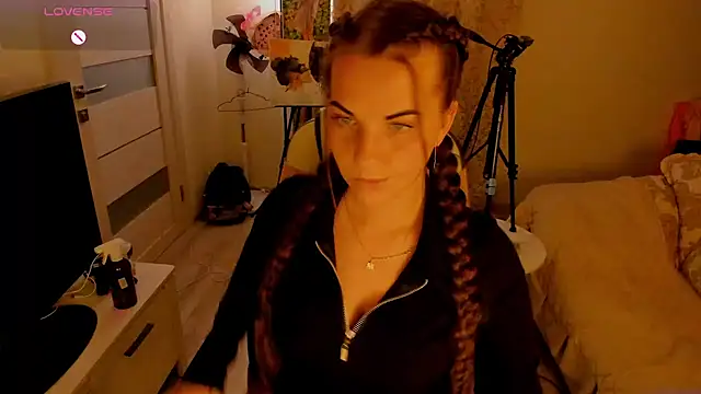 masha19981 online show from 9, 10, 2025