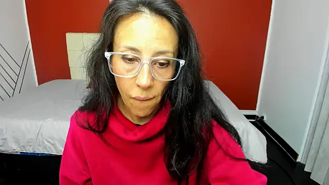 Abrillee1 online show from 26, 12, 2024