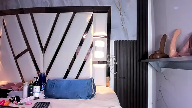 Snapshot of lola_hornei chatting on 7, 2, 2026 lola hornei online show from 7, 2, 2026