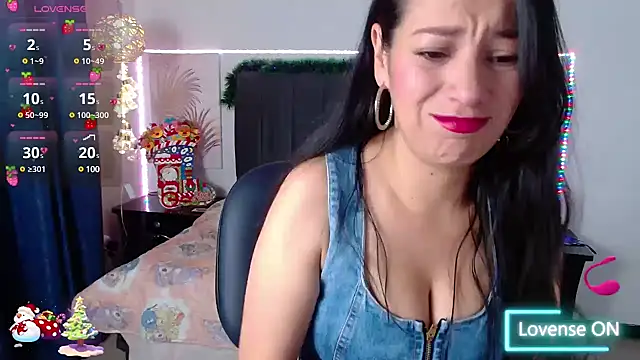Julietacollins06 online show from 18, 12, 2024