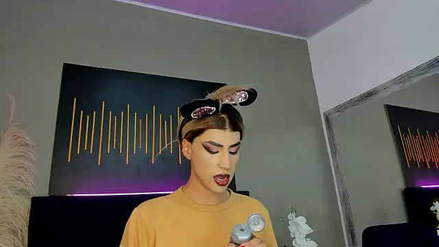 BrianaSchafer online show from 2, 12, 2024