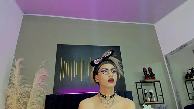 BrianaSchafer online show from 30, 1, 2025