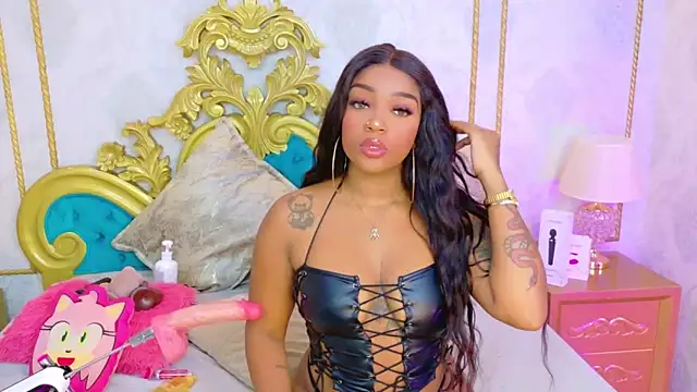 SalomeRestrepo online show from 2, 4, 2026