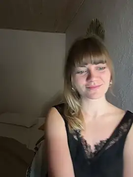 Snapshot of Milla__one chatting on 2, 1, 2025 Milla one online show from 2, 1, 2025