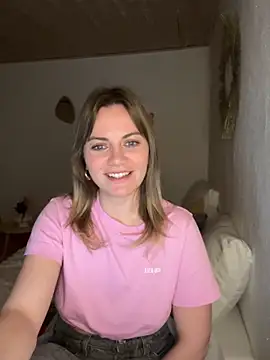 Snapshot of Milla__one chatting on 21, 1, 2025 Milla one online show from 21, 1, 2025