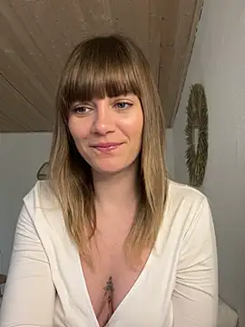 Snapshot of Milla__one chatting on 11, 2, 2025 Milla one online show from 11, 2, 2025